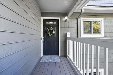 604 Mill Pond Rd unit 604, Roswell, GA 30076 - photo 2