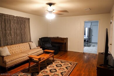 1141 Old Graphic St, Mulberry, AR 72947 - photo 5