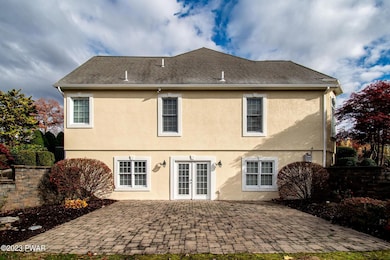 102 O'Connor Dr, Moosic, PA 18507 - photo 6