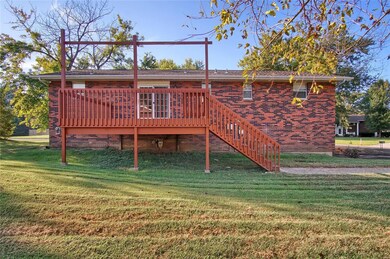 921 Borri Dr, Maryville, IL 62062 - photo 3