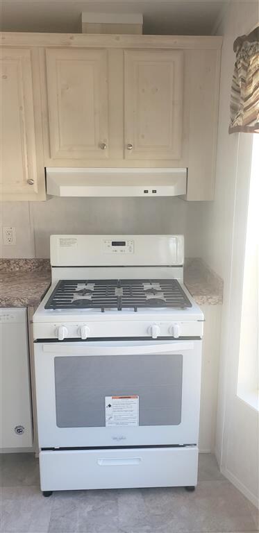 45 Hillside Dr, Charlestown, NH 03603 - photo 6