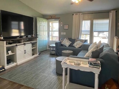 310 Welton St, Ionia, MI 48846 - photo 3