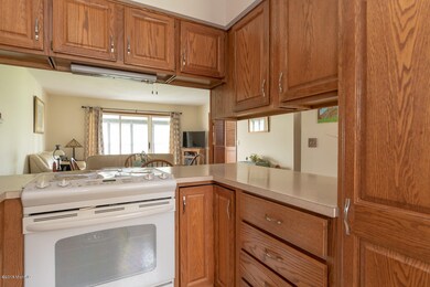 5202 Green Meadow-2