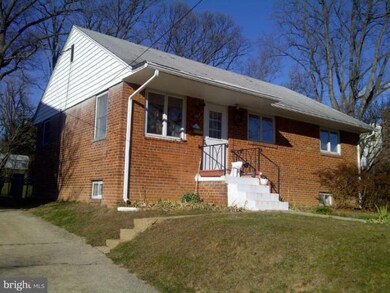 7404 Valleycrest Blvd, Annandale, VA 22003 - photo 2