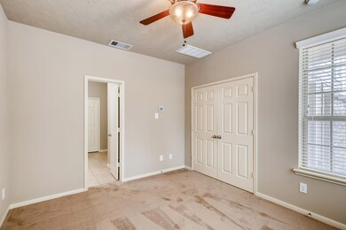 3320 Masters Point Dr, Houston, TX 77091 - photo 7