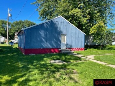 911 N Valley St, New Ulm, MN 56073 - photo 4