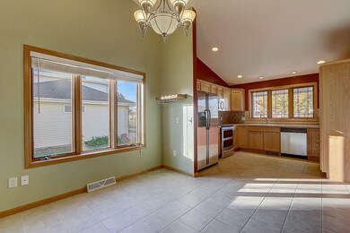 5223 Snapdragon Trail, Fitchburg, WI 53711 - photo 5