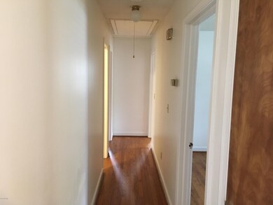 332 Lee St, Winterville, NC 28590 - photo 5