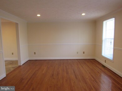 5732 Hiland Ave, Lanham, MD 20706 - photo 4