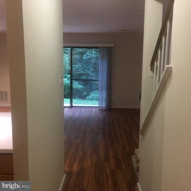 3723B Madison Ln, Falls Church, VA 22041 - photo 3