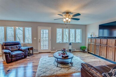 21570 Private Drive 8496, Newburg, MO 65550 - photo 5