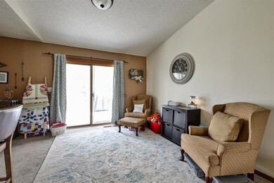 893 Trails End Dr, Monroe, OH 45050 - photo 2