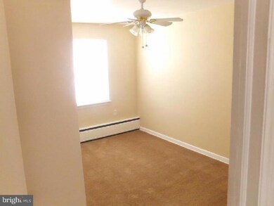 859 Old Lancaster Rd unit 6 A, Bryn Mawr, PA 19010 - photo 5