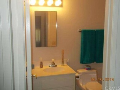 16143 Wimbleton Dr, Victorville, CA 92395 - photo 5