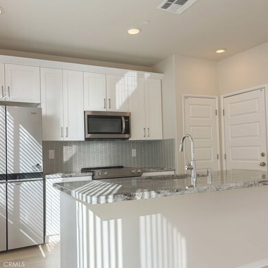 1120 Tropic Ct unit 306, Redlands, CA 92374 - photo 2
