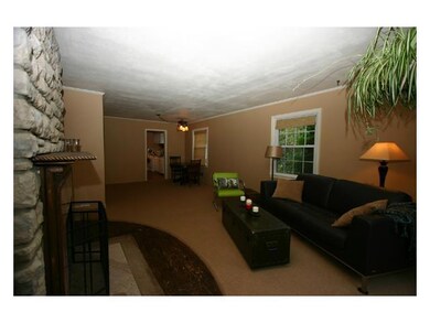 684 Yaronia Dr S, Columbus, OH 43214 - photo 4