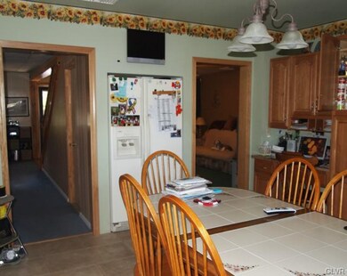 5117 Willow St, Whitehall, PA 18052 - photo 5