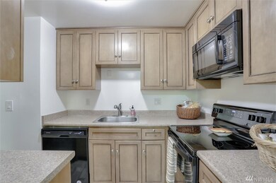 13556 37th Ave S unit 14, Tukwila, WA 98168 - photo 6