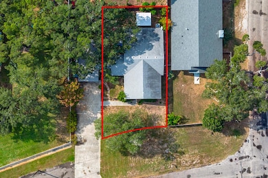 909 N Austin St, Rockport, TX 78382 - photo 6