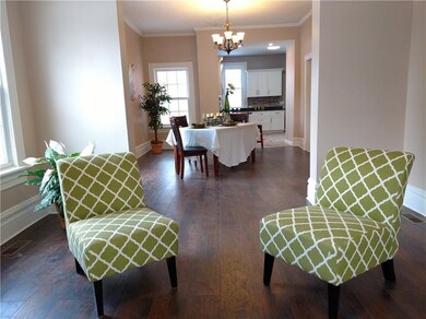 Living Room to Dinner Room