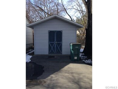 Large outbuilding/shed!