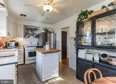 753 Oak View Rd, Ardmore, PA 19003 - photo 3