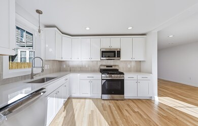 14 Ravenswood Ave, Providence, RI 02908 - photo 6