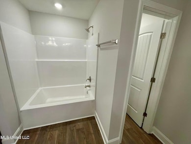 106 Red Bird Cove, Senatobia, MS 38668 - photo 7