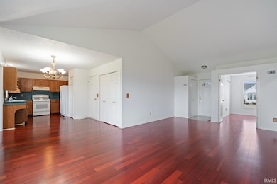 821 Eagle Cove Dr, South Bend, IN 46614 - photo 7