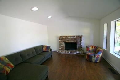 Living room w/fireplace