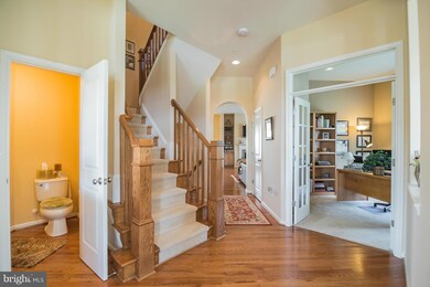 23820 Bennett Chase Dr, Clarksburg, MD 20871 - photo 2