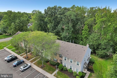 329 Gwynedd Ct unit 329, Mount Laurel, NJ 08054 - photo 7