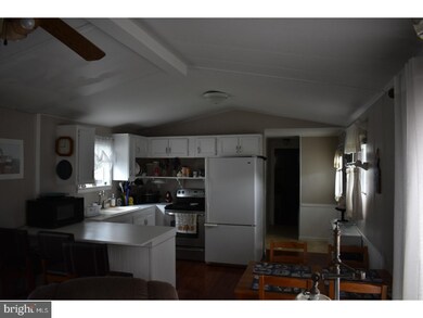 270 W Uwchlan Ave unit 66, Downingtown, PA 19335 - photo 4