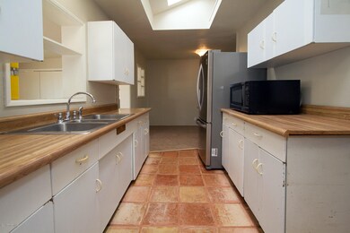 4757 E Montecito St, Tucson, AZ 85711 - photo 7