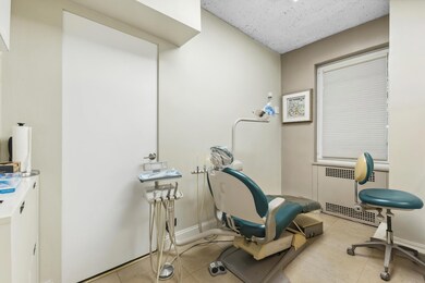 880 5th Ave unit 1J, New York, NY 10021 - photo 5