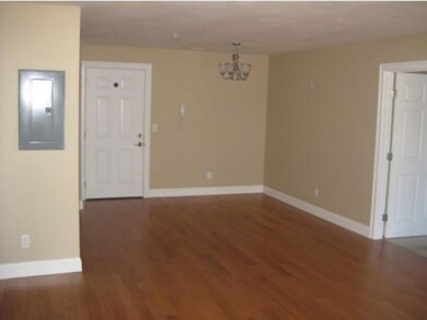 6 Stearns Ln unit 204, MerriMacK, NH 03054 - photo 2