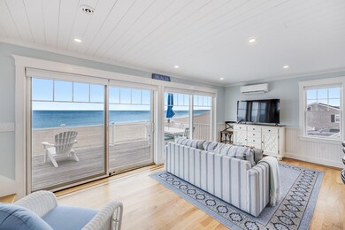 Dining/Livingroom Combo
