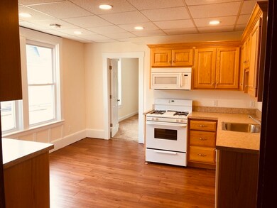 424 E Central St unit A, Franklin, MA 02038 - photo 4