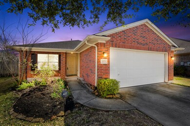 31039 Sundance Woods Ct, Spring, TX 77386 - photo 2