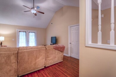 Foyer In