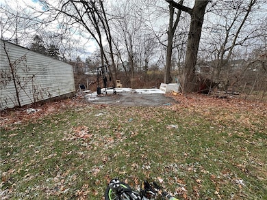 127 Charles Ct, Elyria, OH 44035 - photo 3