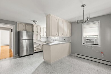 55 Clayton St, Attleboro, MA 02703 - photo 4