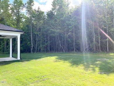 image004