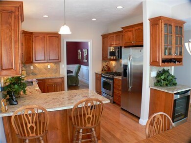 14 Rockville Meadows unit 14, Millis, MA 02054 - photo 2