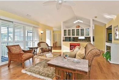 880 8th Ave S unit 102, Naples, FL 34102 - photo 4
