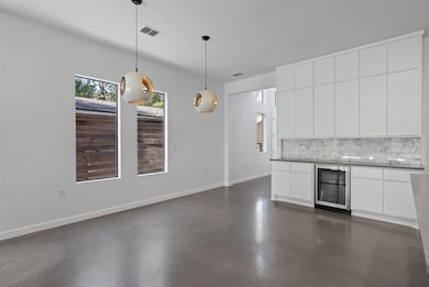 1107 Taulbee Ln unit B, Austin, TX 78757 - photo 4