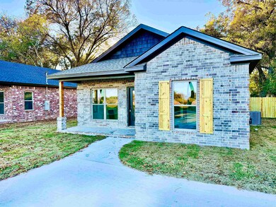 310 S Dunkin St, Manila, AR 72442 - photo 2