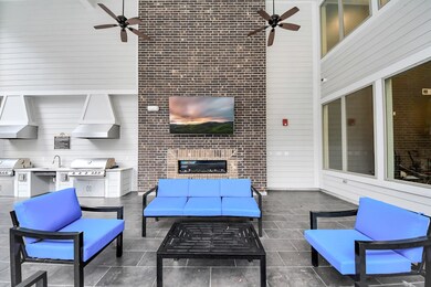 4840 N Shepherd Dr unit 2107, Houston, TX 77018 - photo 4