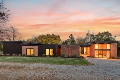 9402 Babcock Blvd, Allison Park, PA 15101 - photo 2