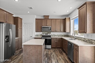 20909 W Bradley Rd, Wittmann, AZ 85361 - photo 6